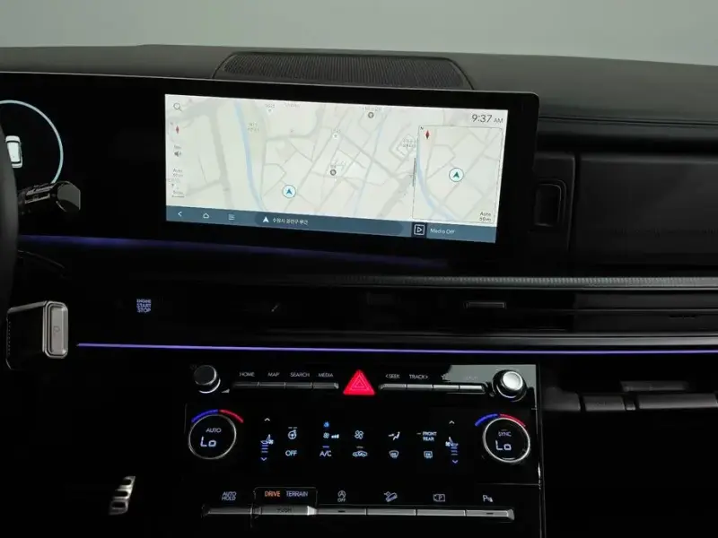 2024 Hyundai Santa Fe с пробегом 33 758 км