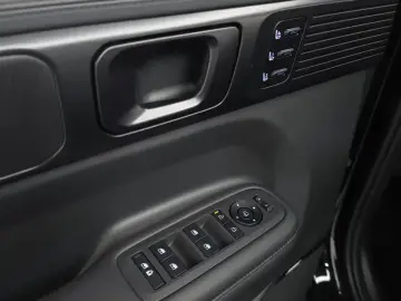 2024 Hyundai Santa Fe с пробегом 33 758 км