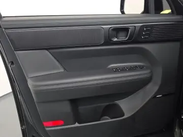 2024 Hyundai Santa Fe с пробегом 33 758 км