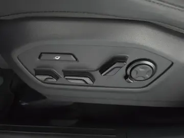 2024 Hyundai Santa Fe с пробегом 33 758 км