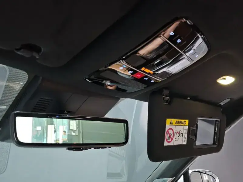 2025 Hyundai Santa Fe с пробегом 10 707 км
