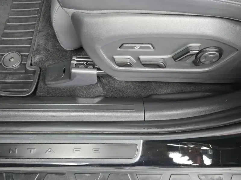 2023 Hyundai Santa Fe с пробегом 50 506 км