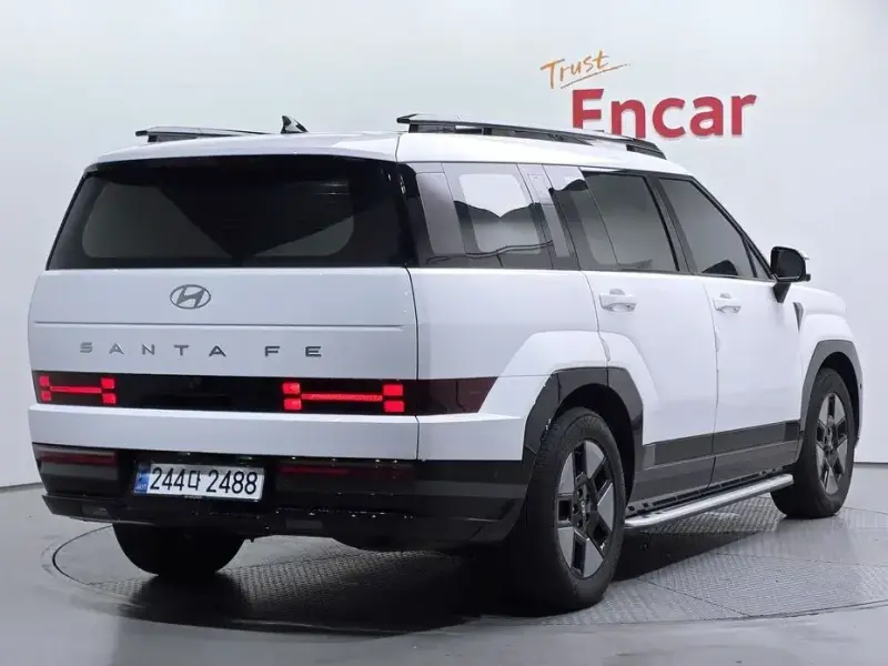 2024 Hyundai Santa Fe с пробегом 21 182 км
