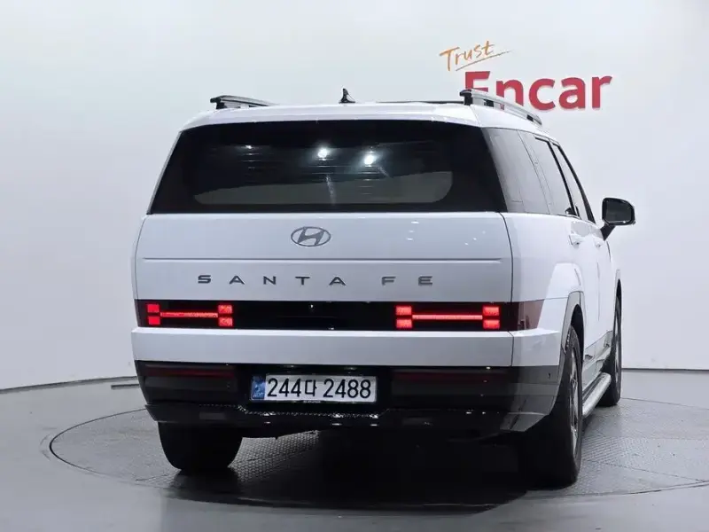 2024 Hyundai Santa Fe с пробегом 21 182 км