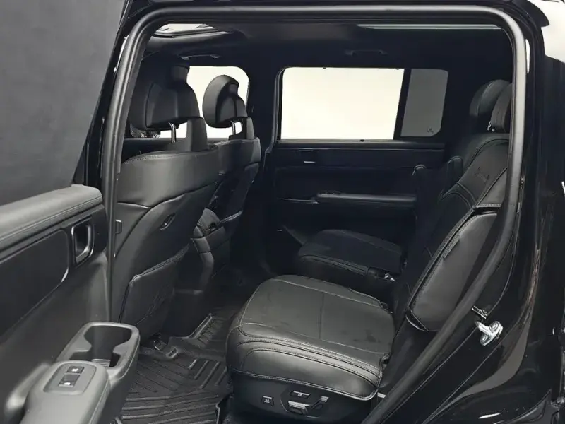 2026 Hyundai Santa Fe с пробегом 12 418 км