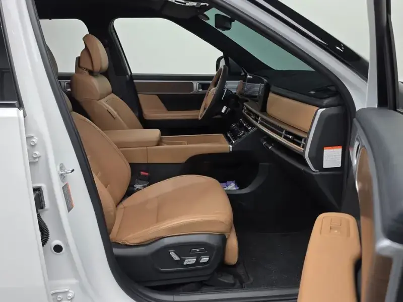 2024 Hyundai Santa Fe с пробегом 21 182 км