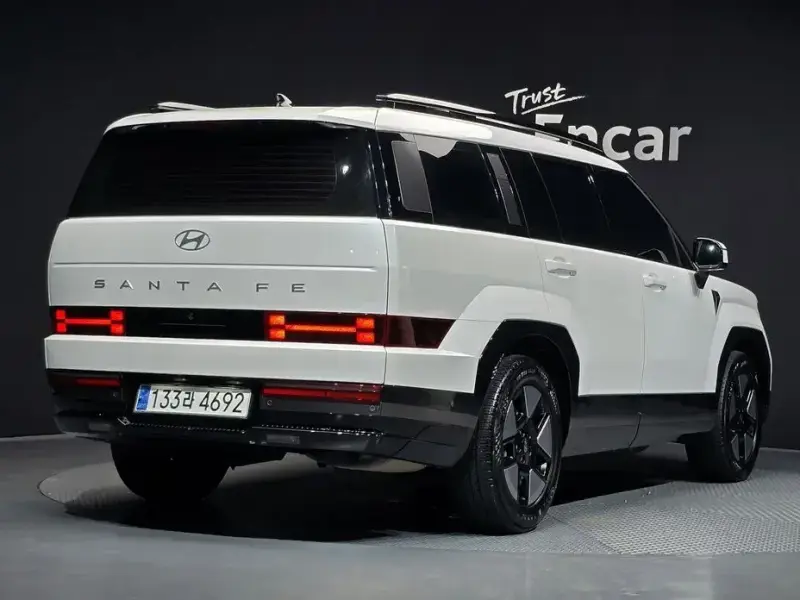 2024 Hyundai Santa Fe с пробегом 29 931 км