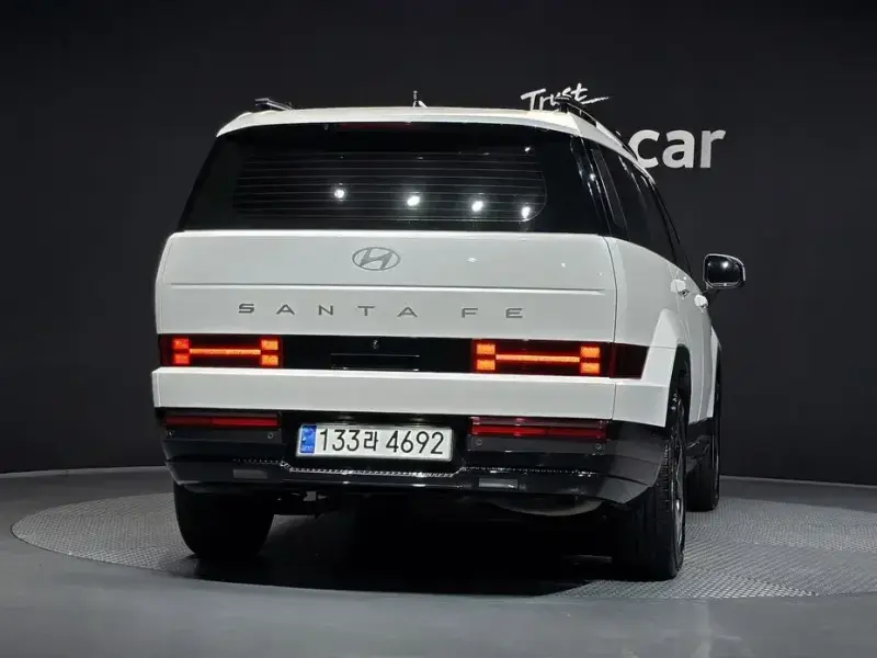 2024 Hyundai Santa Fe с пробегом 29 931 км
