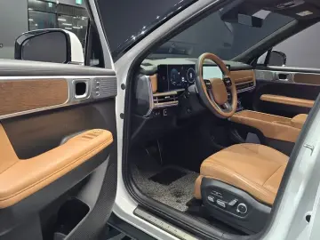 2024 Hyundai Santa Fe с пробегом 29 931 км
