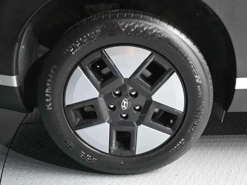 2024 Hyundai Santa Fe с пробегом 48 508 км