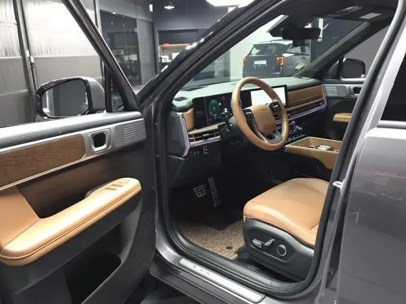 2024 Hyundai Santa Fe с пробегом 48 508 км