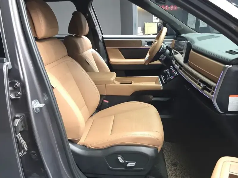 2024 Hyundai Santa Fe с пробегом 48 508 км