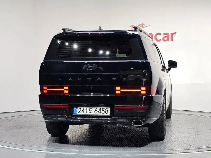 2024 Hyundai Santa Fe с пробегом 32 757 км