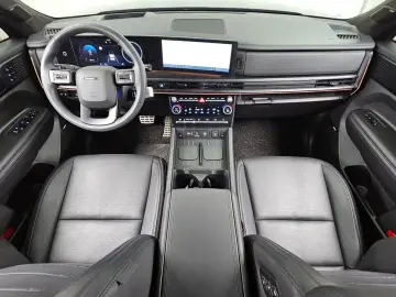 2024 Hyundai Santa Fe с пробегом 32 757 км