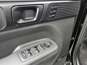 2024 Hyundai Santa Fe с пробегом 32 757 км