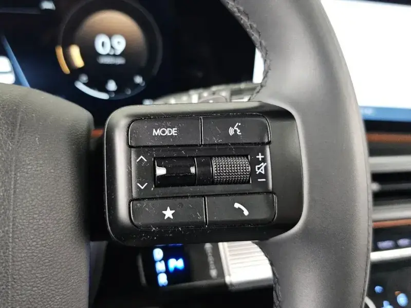 2024 Hyundai Santa Fe с пробегом 32 757 км