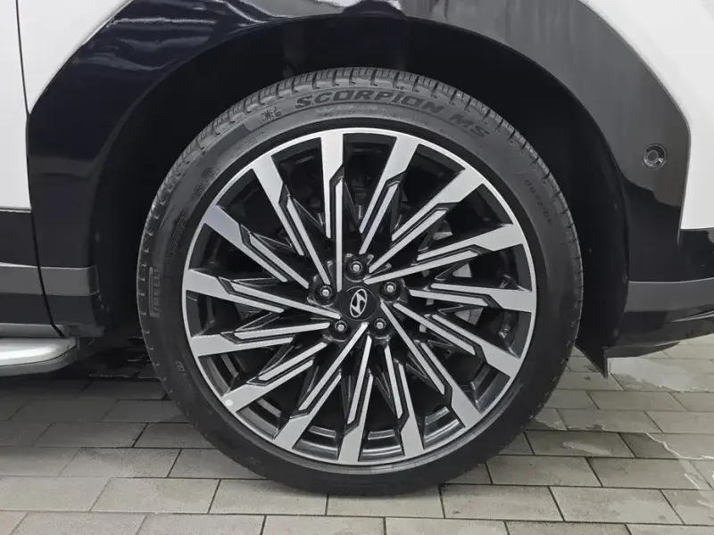 2023 Hyundai Santa Fe с пробегом 30 538 км