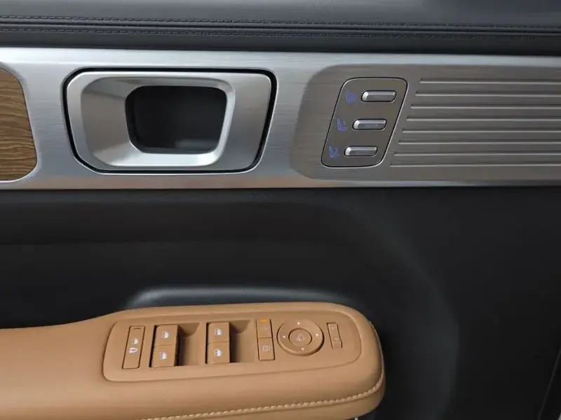 2023 Hyundai Santa Fe с пробегом 30 538 км