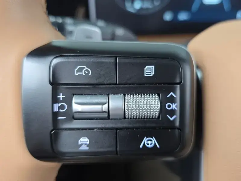 2023 Hyundai Santa Fe с пробегом 30 538 км
