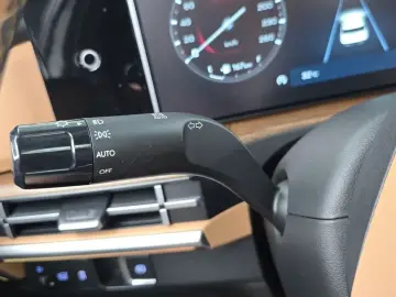 2023 Hyundai Santa Fe с пробегом 30 538 км