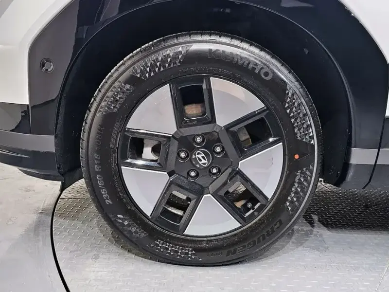 2023 Hyundai Santa Fe с пробегом 66 100 км
