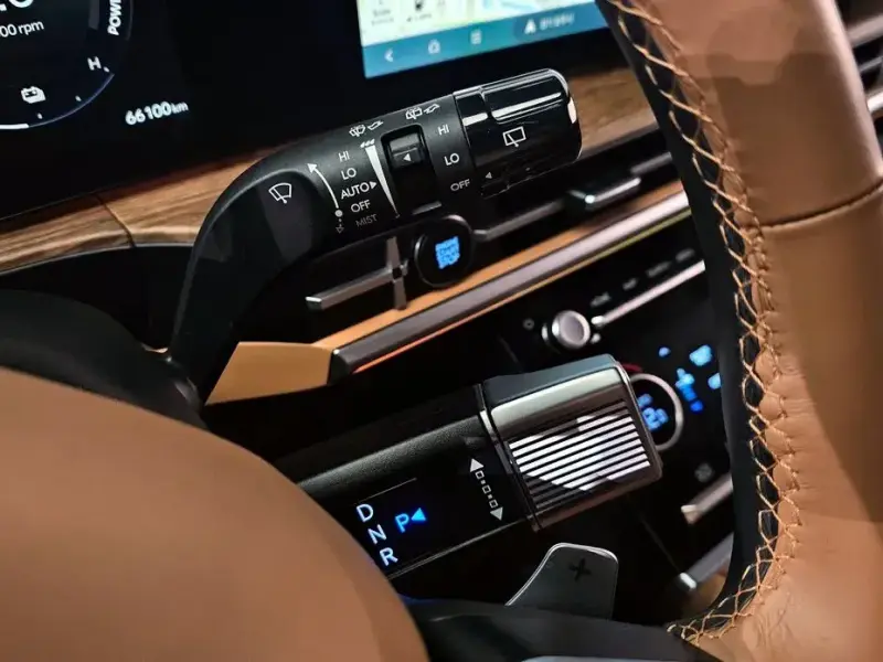 2023 Hyundai Santa Fe с пробегом 66 100 км