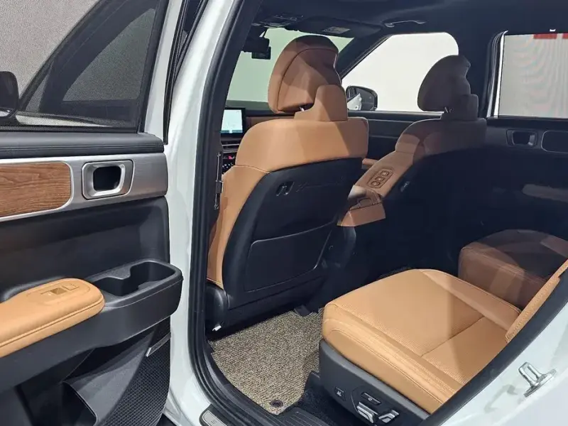 2023 Hyundai Santa Fe с пробегом 66 100 км