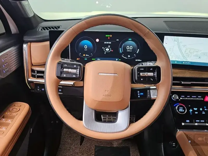 2023 Hyundai Santa Fe с пробегом 66 100 км