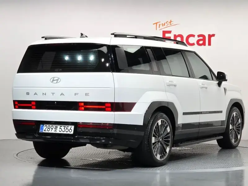 2025 Hyundai Santa Fe с пробегом 47 762 км
