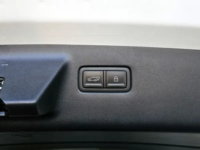 2023 Hyundai Santa Fe с пробегом 66 100 км