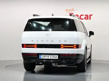 2025 Hyundai Santa Fe с пробегом 47 762 км