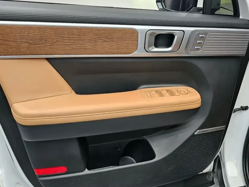 2023 Hyundai Santa Fe с пробегом 66 100 км