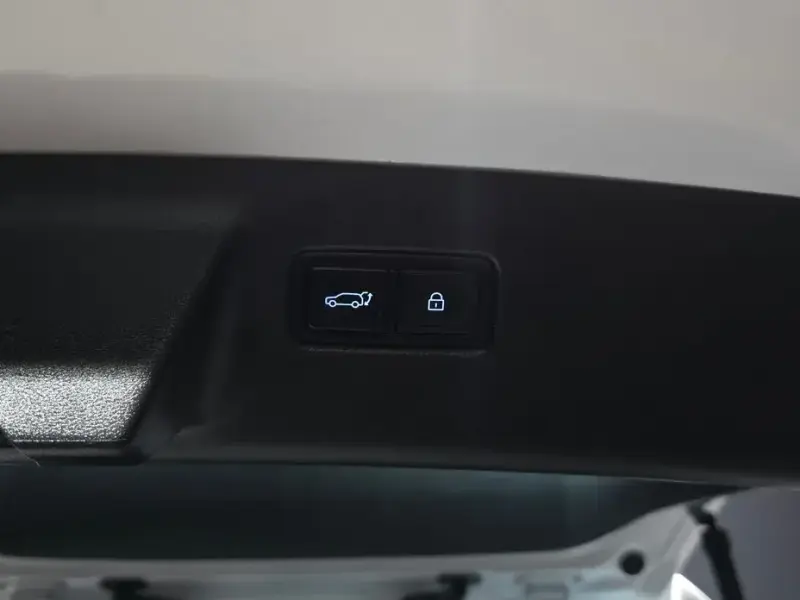 2024 Hyundai Santa Fe с пробегом 34 008 км