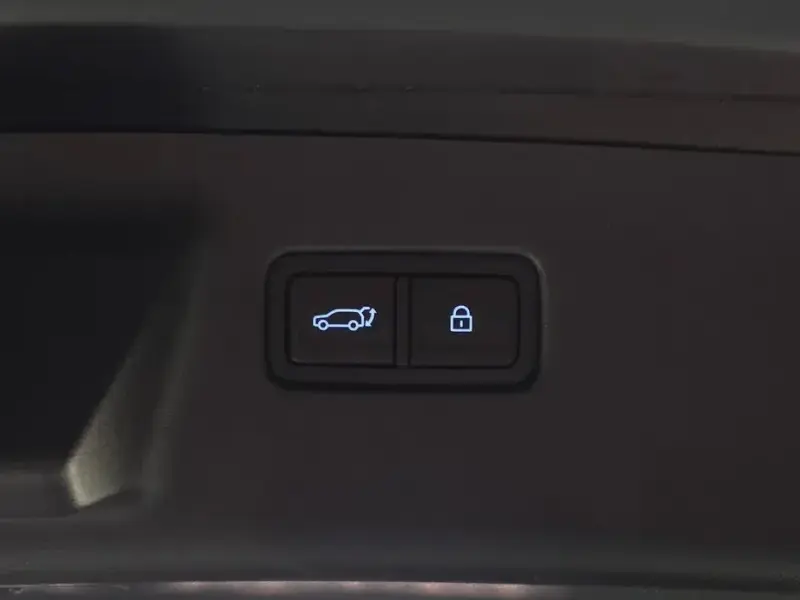 2024 Hyundai Santa Fe с пробегом 46 240 км