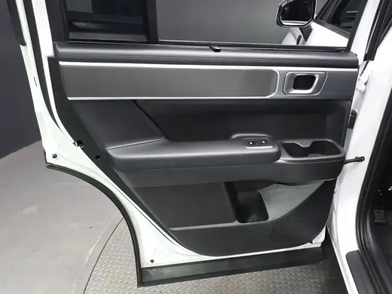 2024 Hyundai Santa Fe с пробегом 34 008 км