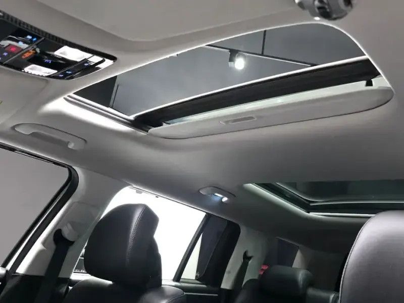 2024 Hyundai Santa Fe с пробегом 12 612 км