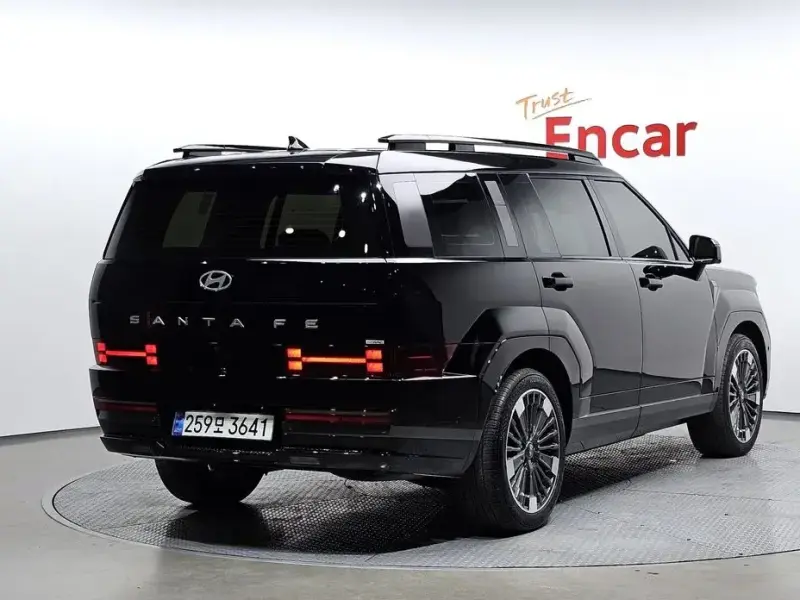2023 Hyundai Santa Fe с пробегом 38 679 км