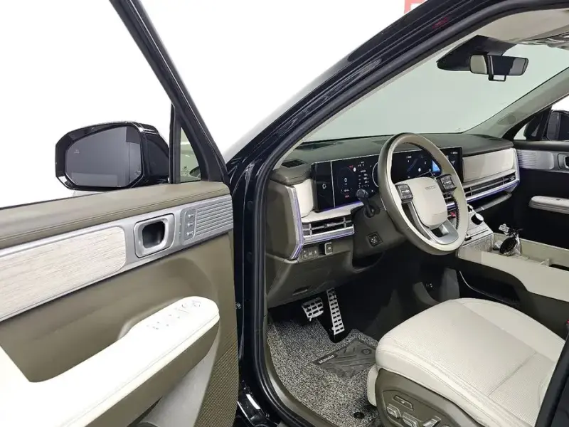 2023 Hyundai Santa Fe с пробегом 38 679 км