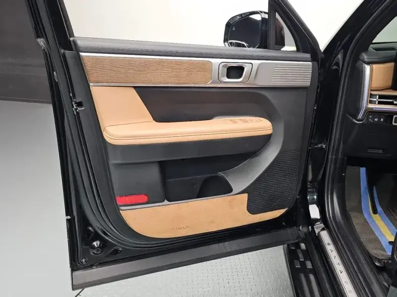 2025 Hyundai Santa Fe с пробегом 19 090 км