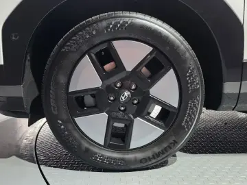2024 Hyundai Santa Fe с пробегом 28 407 км