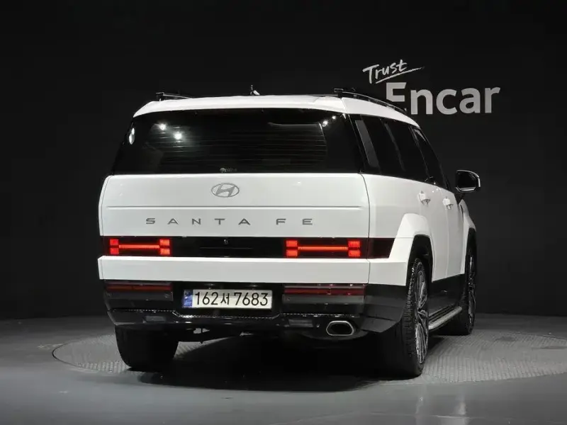 2023 Hyundai Santa Fe с пробегом 57 728 км