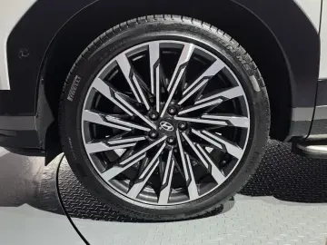 2023 Hyundai Santa Fe с пробегом 57 728 км