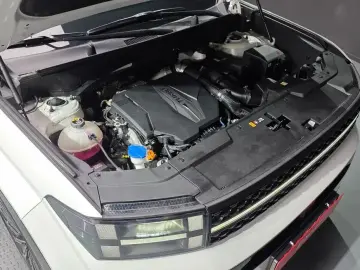 2023 Hyundai Santa Fe с пробегом 57 728 км