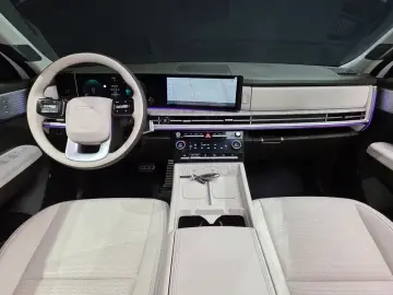 2023 Hyundai Santa Fe с пробегом 57 728 км