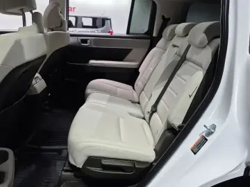 2023 Hyundai Santa Fe с пробегом 57 728 км