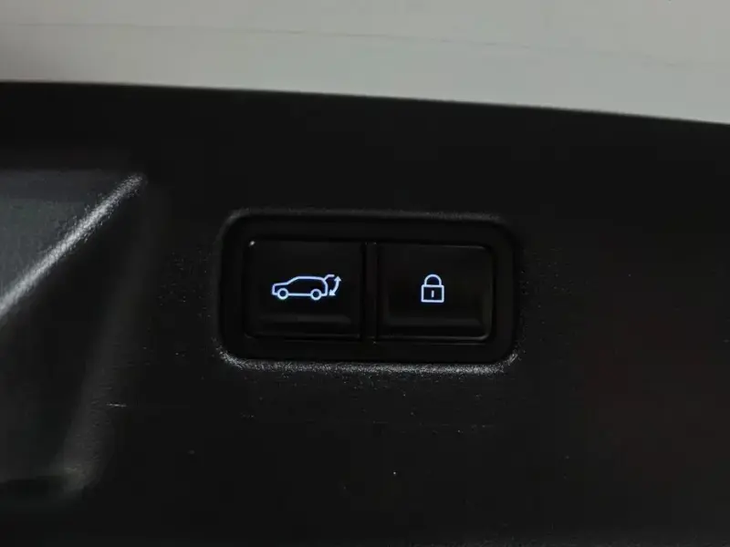 2024 Hyundai Santa Fe с пробегом 28 407 км