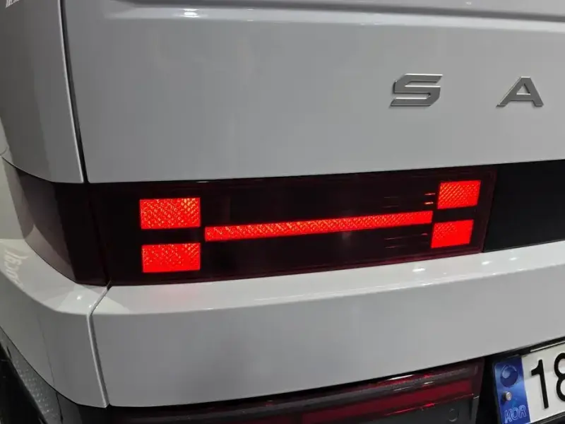 2024 Hyundai Santa Fe с пробегом 28 407 км