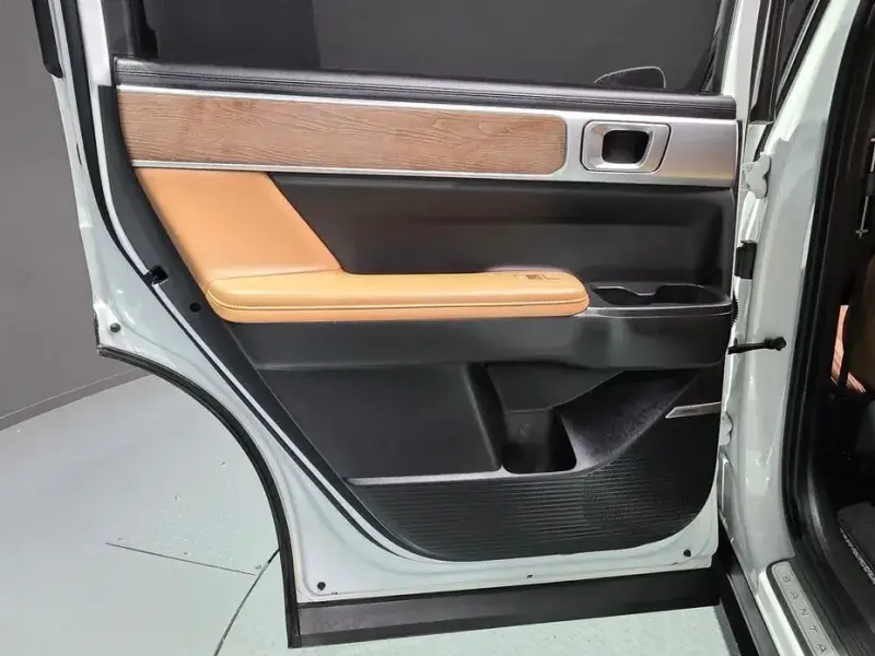 2024 Hyundai Santa Fe с пробегом 28 407 км