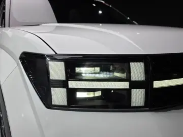 2023 Hyundai Santa Fe с пробегом 57 728 км