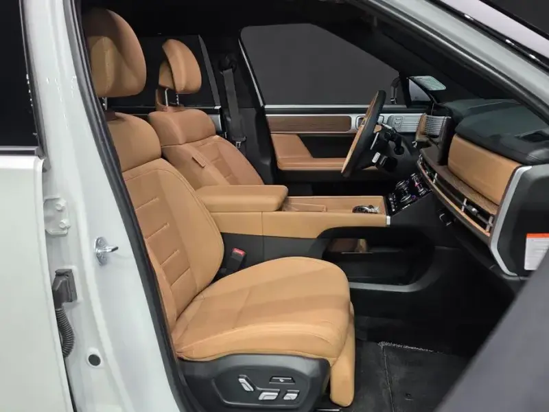2024 Hyundai Santa Fe с пробегом 28 407 км